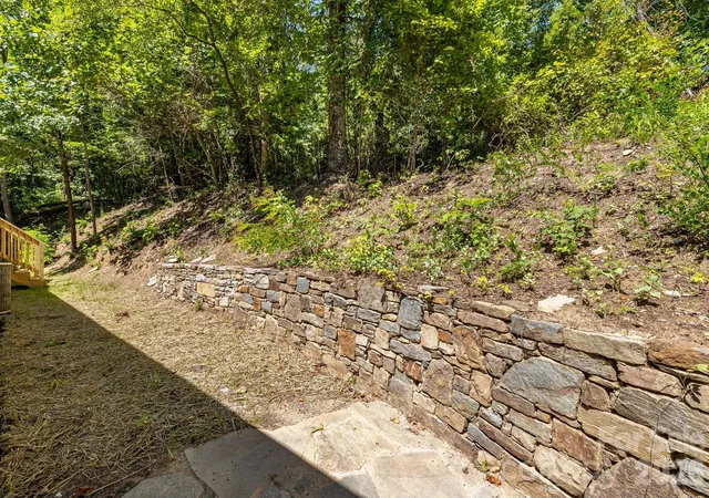 Photo 3 of Single family home for sale at 81 Spring Mountain Rd, Fairview, NC 28730 | MLS# 4418675 | Listing updated on 2026-09-23