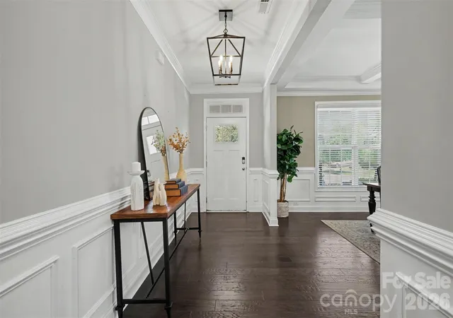 Photo 2 of Single family home for sale at 8719 Hallowford Dr, Huntersville, NC 28078 | MLS# 4418690 | Listing updated on 2026-10-01