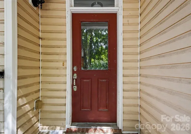 Photo 3 of Townhouse for sale at 7137 Founders Clb Ct, Charlotte, NC 28269 | MLS# 4418693 | Listing updated on 2026-09-25