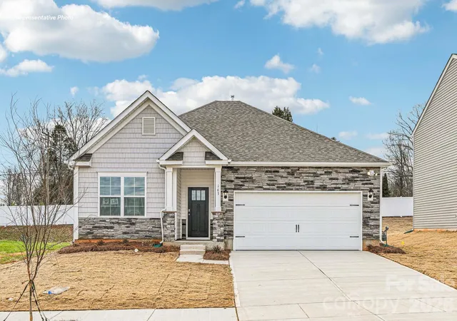 1st image of 1098 Streamwood Ave, Newton, NC 28658 | MLS# 4418720