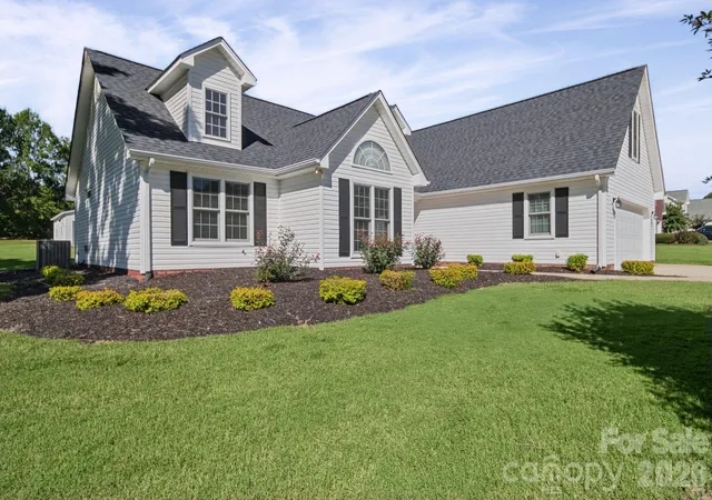 Photo 2 of Single family home for sale at 620 Redah Ave, Locust, NC 28097 | MLS# 4418734 | Listing updated on 2026-10-02