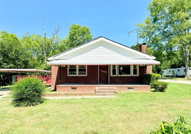Photo 1 of Single family home for sale at 213 Jewel St, Chester, SC 29706 | MLS# 4418736 | Listing updated on 2026-08-27