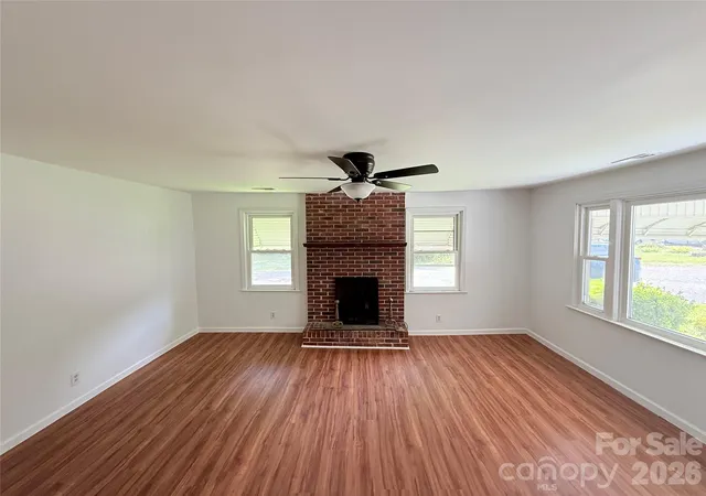 Photo 3 of Single family home for sale at 213 Jewel St, Chester, SC 29706 | MLS# 4418736 | Listing updated on 2026-09-29