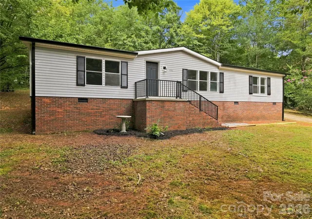Photo 2 of Single family home for sale at 151 Rash Rd, Lincolnton, NC 28092 | MLS# 4418737 | Listing updated on 2026-09-08