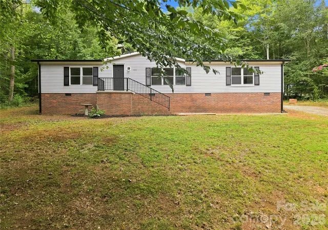 Photo 1 of Single family home for sale at 151 Rash Rd, Lincolnton, NC 28092 | MLS# 4418737 | Listing updated on 2026-09-08