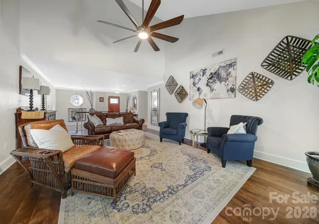 Photo 4 of Single family home for sale at 445 Cranborne Chase, Fort Mill, SC 29708 | MLS# 4418738 | Listing updated on 2026-09-12