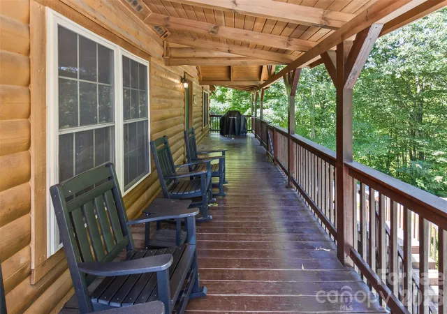 Photo 4 of Single family home for sale at 153 Tall Oaks Dr, Maggie Valley, NC 28751 | MLS# 4418740 | Listing updated on 2026-09-01