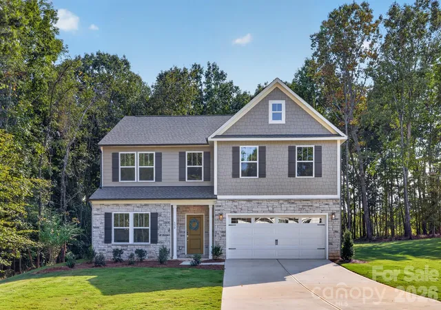 Photo 1 of Single family home for sale at 130 E Springhouse Ct #14, Statesville, NC 28625 | MLS# 4418761 | Listing updated on 2026-10-09