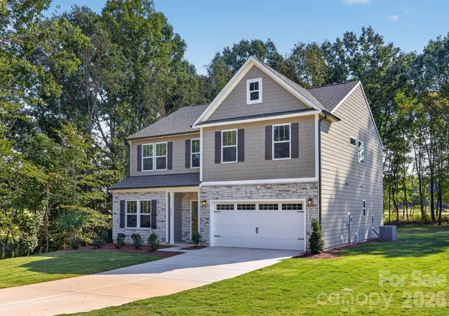 Photo 2 of Single family home for sale at 130 E Springhouse Ct #14, Statesville, NC 28625 | MLS# 4418761 | Listing updated on 2026-10-09