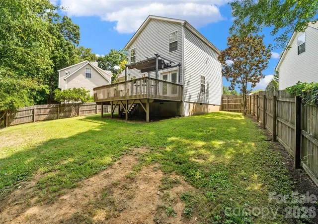 Photo 19 of Single family home for sale at 1719 Oleander Hl Ct, Charlotte, NC 28214 | MLS# 4418784 | Listing updated on 2026-09-02