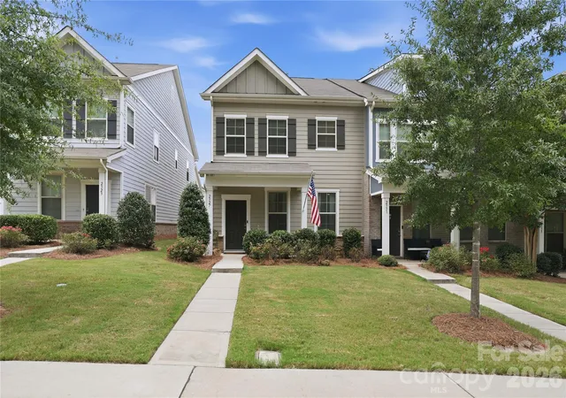 Photo 4 of Townhouse for sale at 2327 Mount Harmony Ch Rd, Matthews, NC 28104 | MLS# 4418796 | Listing updated on 2026-10-07