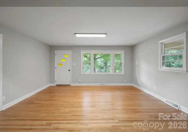Photo 3 of Single family home for sale at 901 S 10Th St, Bessemer City, NC 28016 | MLS# 4418802 | Listing updated on 2026-09-29