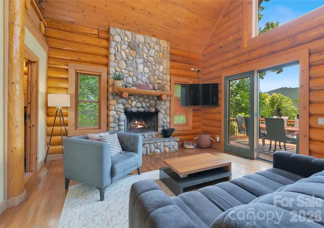 Photo 4 of Single family home for sale at 135 Ridge Top Dr, Topton, NC 28781 | MLS# 4418835 | Listing updated on 2026-09-04