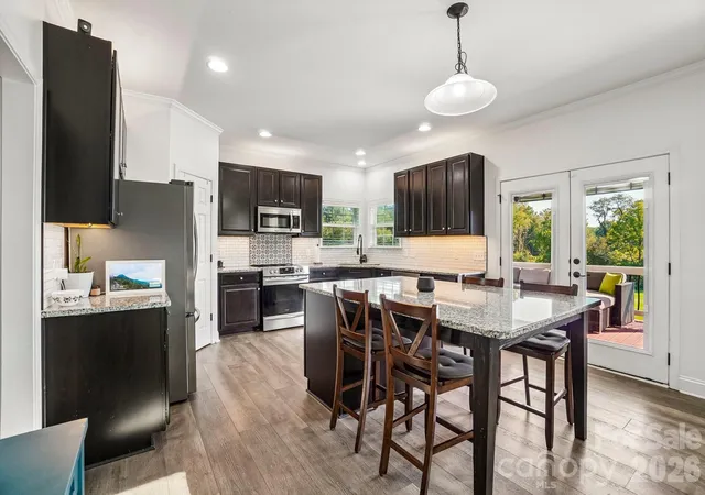 Photo 3 of Single family home for sale at 19 Glen Coe Dr, Fletcher, NC 28732 | MLS# 4418836 | Listing updated on 2026-09-21