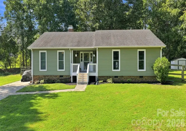 Photo 1 of Single family home for sale at 1405 Woodlark Pl, Monroe, NC 28112 | MLS# 4418837 | Listing updated on 2026-09-03