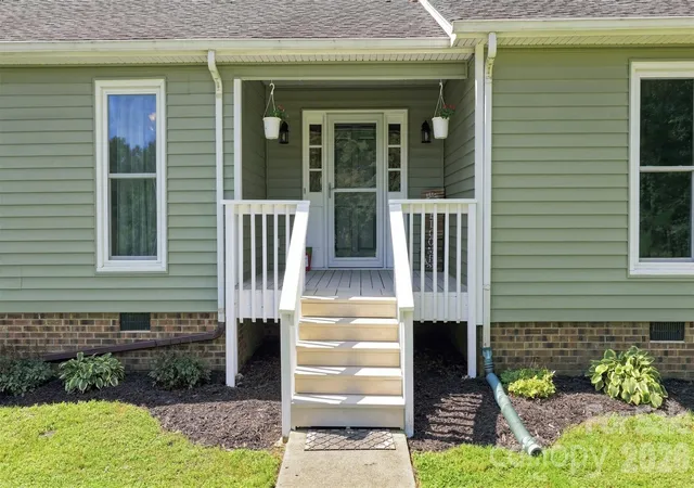 Photo 2 of Single family home for sale at 1405 Woodlark Pl, Monroe, NC 28112 | MLS# 4418837 | Listing updated on 2026-09-03