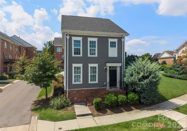 Photo 1 of Single family home for sale at 8309 Scotney Bluff Ave, Charlotte, NC 28273 | MLS# 4418846 | Listing updated on 2026-09-23