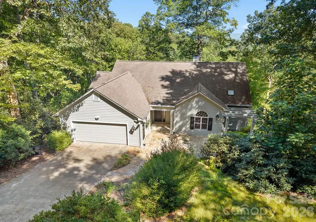 Photo 1 of Single family home for sale at 1001 Stone Dr, Brevard, NC 28712 | MLS# 4418852 | Listing updated on 2026-09-20