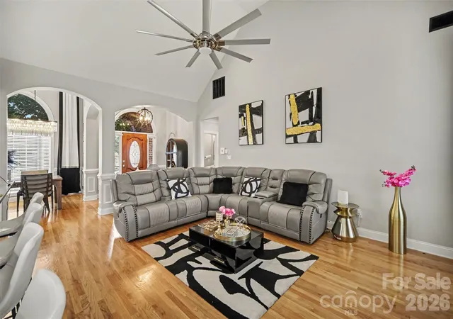 Photo 4 of Single family home for sale at 2013 Buckthorn Ct, Gastonia, NC 28056 | MLS# 4418859 | Listing updated on 2026-10-08