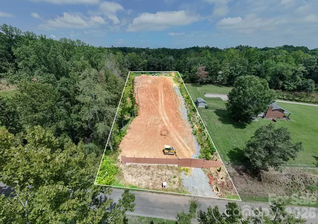 Photo 1 of Land for sale at 3132 Beaman Ave, Charlotte, NC 28273 | MLS# 4418869 | Listing updated on 2026-09-03