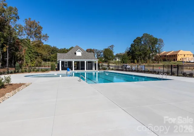 Photo 4 of Townhouse for sale at 7034 Bentz St, Charlotte, NC 28269 | MLS# 4418897 | Listing updated on 2026-08-28