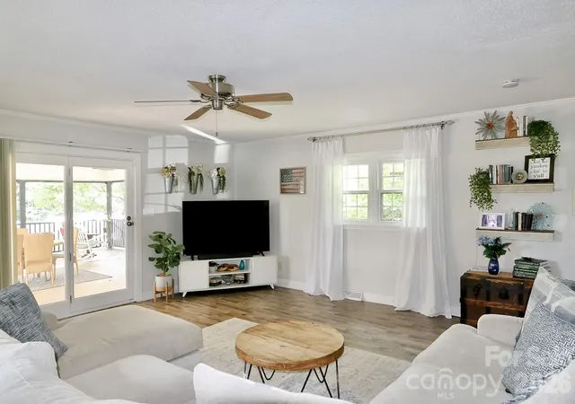 Photo 5 of Sale Pending at 1725 Fred Hinshaw Rd, Yadkinville, NC 27055 | MLS# 4418898 | Listing updated on 2026-08-31