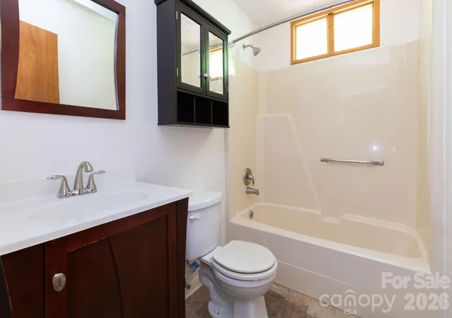 Photo 3 of Townhouse for sale at 404 Buck Cove Ter, Asheville, NC 28805 | MLS# 4418908 | Listing updated on 2026-10-15