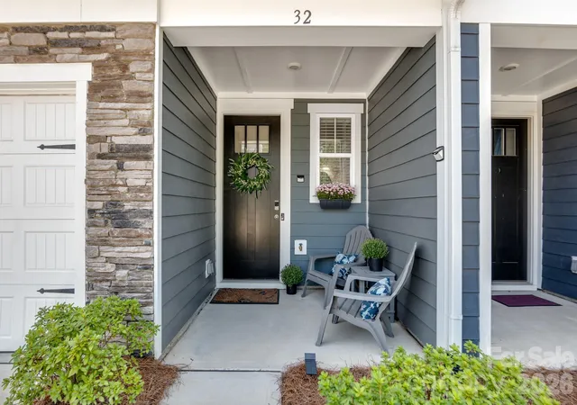 Photo 3 of Townhouse for sale at 32 Woodsdale Pl Se, Concord, NC 28025 | MLS# 4418928 | Listing updated on 2026-09-22