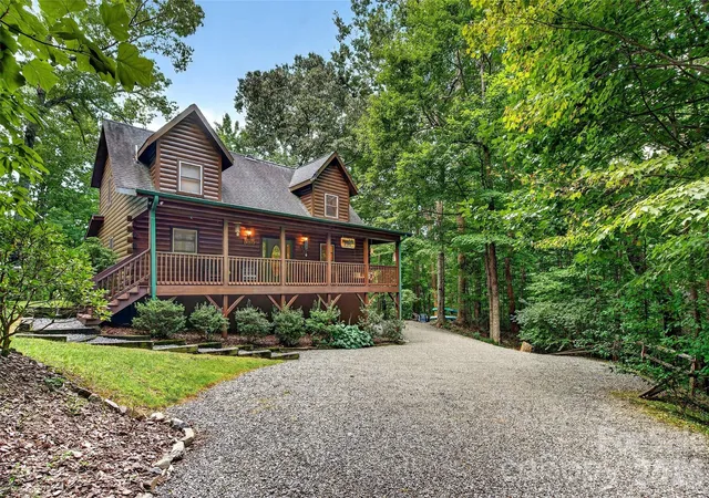 Photo 2 of Single family home for sale at 386 Wild Turkey Run, Black Mountain, NC 28711 | MLS# 4418931 | Listing updated on 2026-09-07