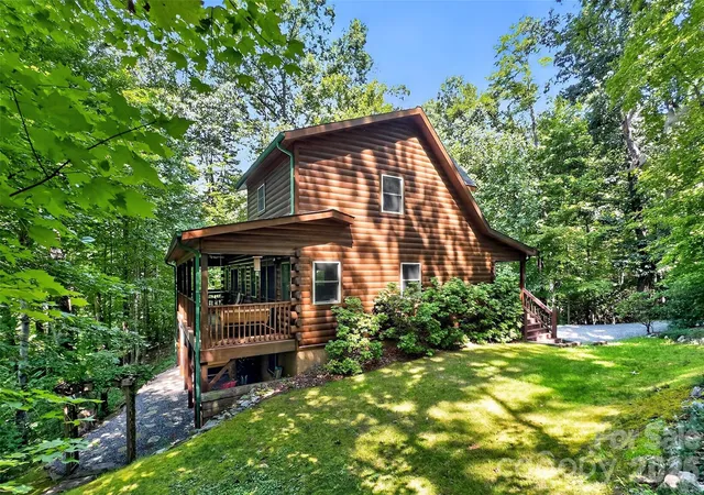 Photo 4 of Single family home for sale at 386 Wild Turkey Run, Black Mountain, NC 28711 | MLS# 4418931 | Listing updated on 2026-09-07