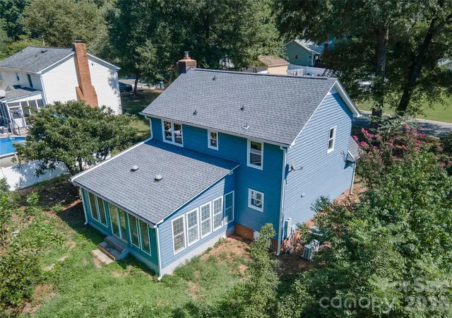 Photo 3 of Single family home for sale at 10717 Danesway Ln, Cornelius, NC 28031 | MLS# 4418933 | Listing updated on 2026-10-07
