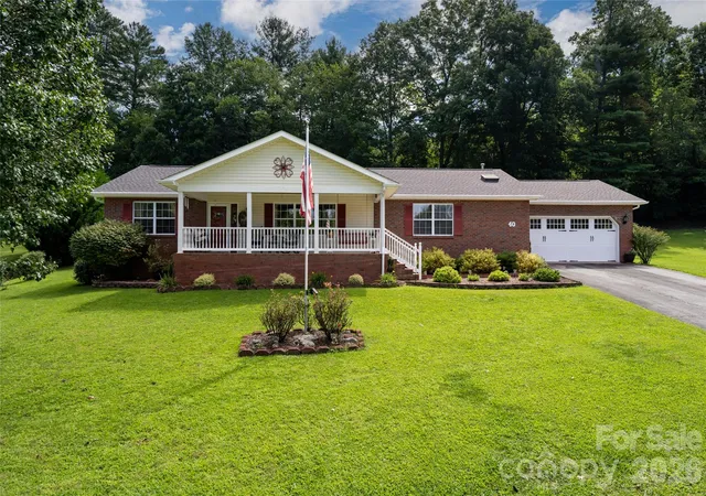 2nd image of 40 Meadow Dr, Horse Shoe, NC 28742 | MLS# 4418945
