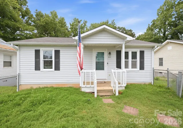 Photo 1 of Single family home for sale at 323 Avery Ave, High Point, NC 27265 | MLS# 4418950 | Listing updated on 2026-08-28