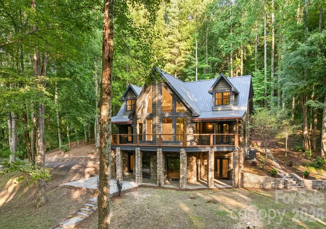 3rd image of 40 Boulder Ln, Hendersonville, NC 28792 | MLS# 4418960
