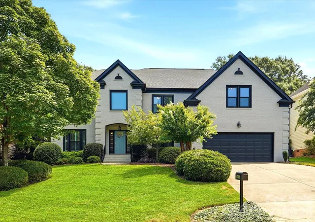 Photo 1 of Sale Pending at 3427 Twelve Oaks Pl, Charlotte, NC 28270 | MLS# 4418962 | Listing updated on 2026-09-23