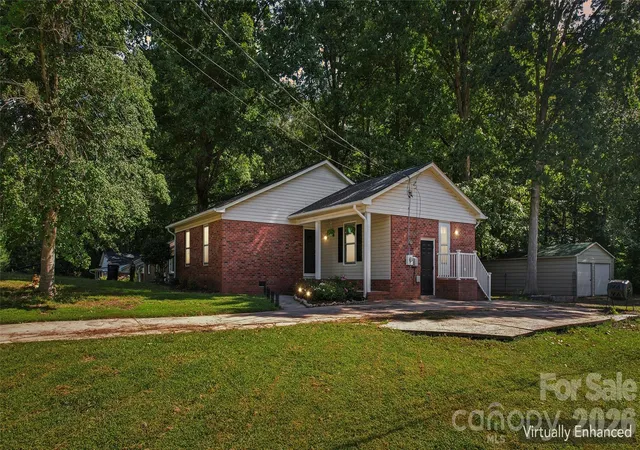 Photo 1 of Single family home for sale at 611 Woodland Dr, Rockwell, NC 28138 | MLS# 4418964 | Listing updated on 2026-10-01