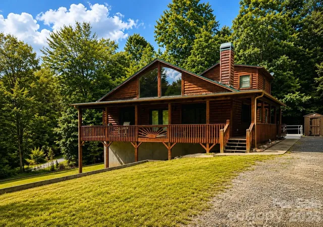 Photo 2 of Single family home for sale at 27 Apple Ln, Murphy, NC 28906 | MLS# 4418984 | Listing updated on 2026-08-31