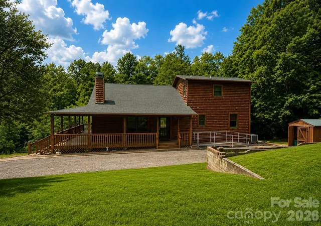 Photo 3 of Single family home for sale at 27 Apple Ln, Murphy, NC 28906 | MLS# 4418984 | Listing updated on 2026-08-31