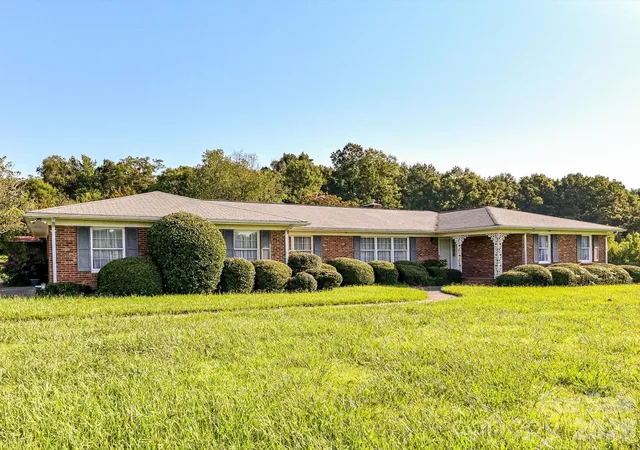 Photo 1 of Single family home for sale at 3320 Goldmine Rd, Monroe, NC 28110 | MLS# 4418987 | Listing updated on 2026-09-04