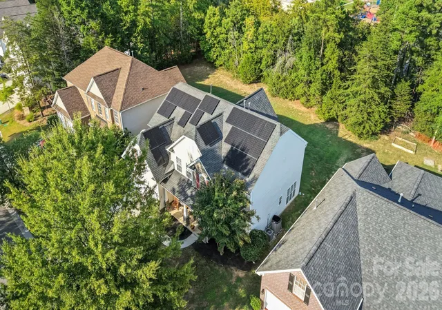 Photo 3 of Single family home for sale at 13439 Porter Crk Rd, Charlotte, NC 28262 | MLS# 4418990 | Listing updated on 2026-09-27