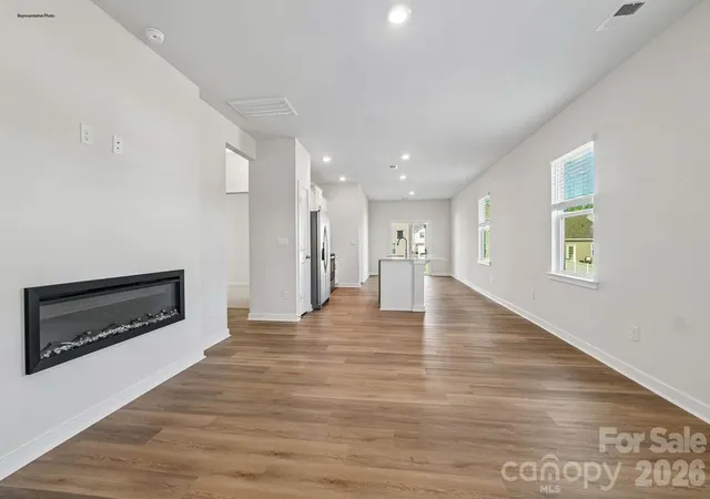 Photo 4 of Single family home for sale at 4665 Fanning Rd, Hickory, NC 28602 | MLS# 4418992 | Listing updated on 2026-08-28