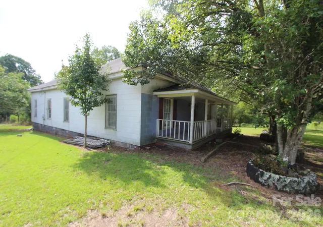 Photo 2 of Single family home for sale at 368 Hwy 145 Hwy N, Chesterfield, SC 29709 | MLS# 4419002 | Listing updated on 2026-08-29