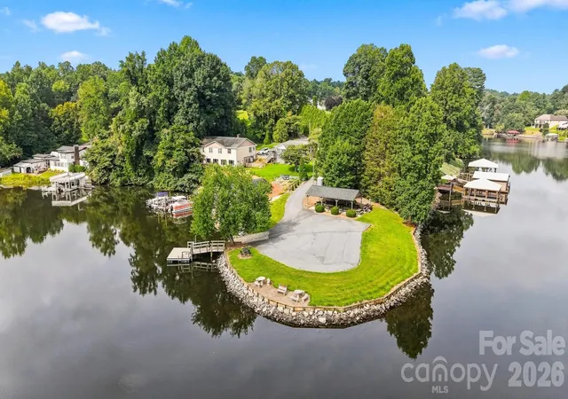 Photo 1 of Single family home for sale at 6011 Dockside Dr, Hickory, NC 28601 | MLS# 4419004 | Listing updated on 2026-09-08