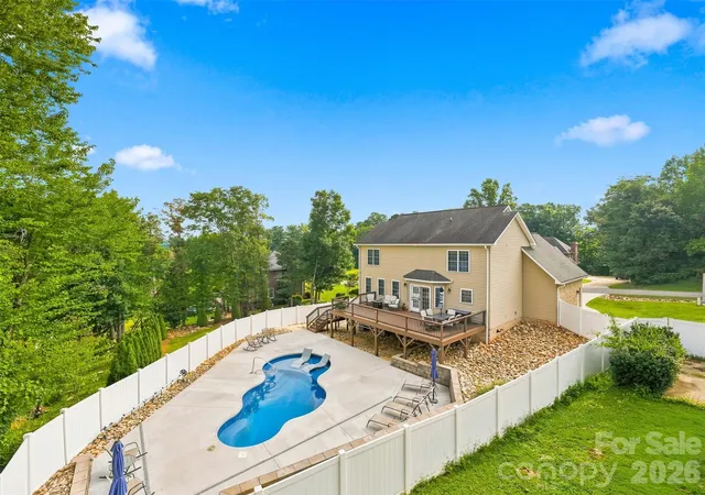 Photo 48 of Single family home for sale at 6011 Dockside Dr, Hickory, NC 28601 | MLS# 4419004 | Listing updated on 2026-09-08