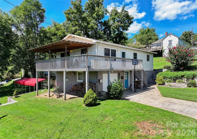 Photo 1 of Single family home for sale at 83 Rocky St, Canton, NC 28716 | MLS# 4419010 | Listing updated on 2026-08-28
