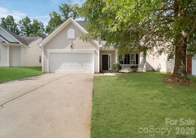 Single family home for sale at 423 Mountain Quail Dr, Charlotte, NC 28216 | MLS# 4419011