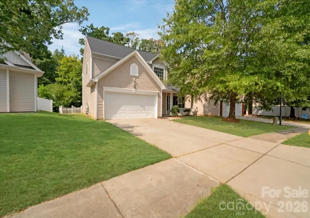 Photo 1 of Single family home for sale at 423 Mountain Quail Dr, Charlotte, NC 28216 | MLS# 4419011 | Listing updated on 2026-09-24