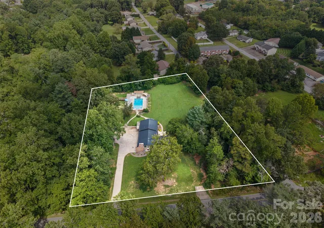 Photo 4 of Single family home for sale at 202 Legion Rd, Hudson, NC 28638 | MLS# 4419019 | Listing updated on 2026-09-30