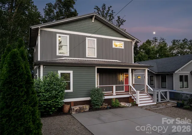 Photo 2 of Single family home for sale at 158 Riverview Dr, Asheville, NC 28806 | MLS# 4419025 | Listing updated on 2026-10-07