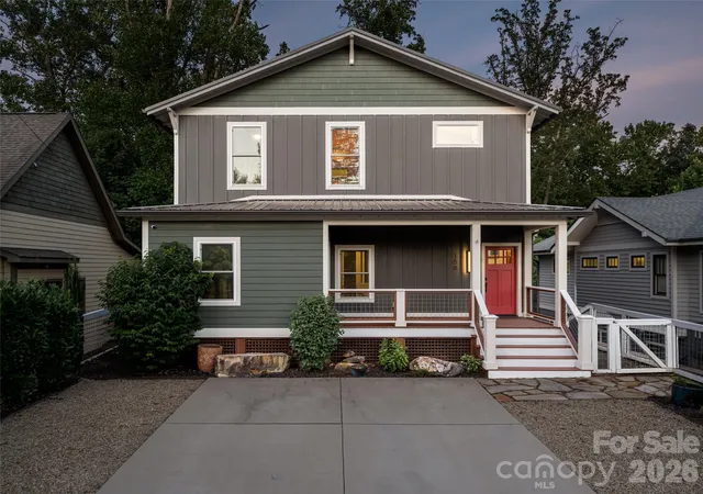 Photo 3 of Single family home for sale at 158 Riverview Dr, Asheville, NC 28806 | MLS# 4419025 | Listing updated on 2026-10-07
